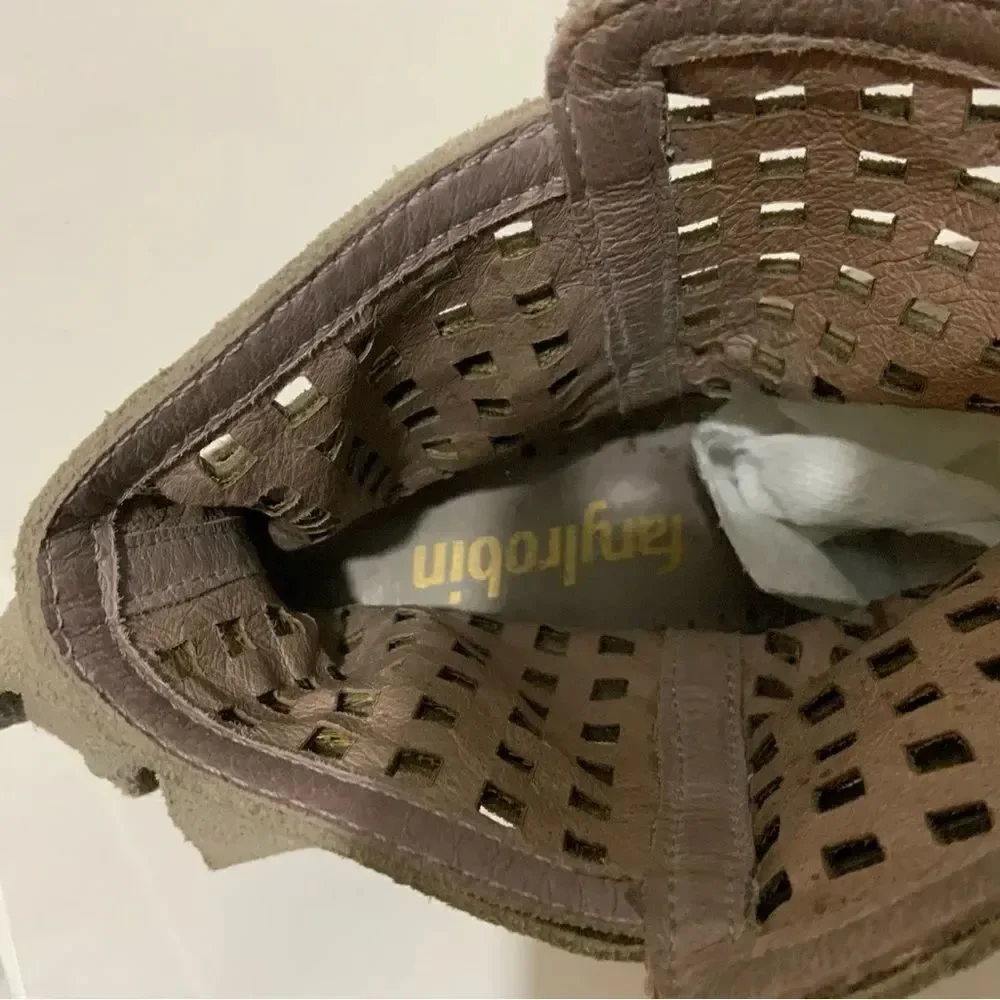 EUC Anthropologie Gray Faryl Robin Bow Tied Cut out Botties Boots 7 shoes heels